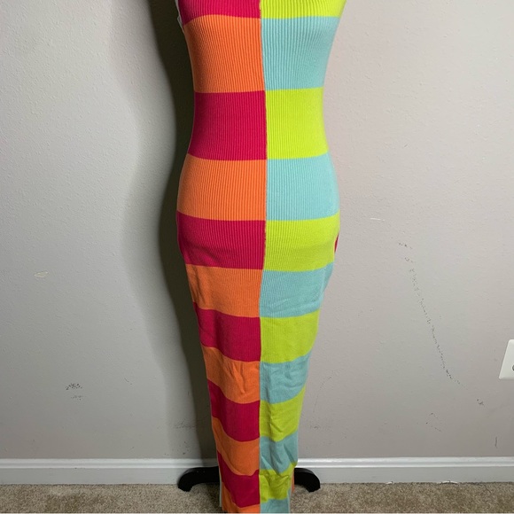 Akira Seeing Double Colorblock Maxi Dress - Picture 7 of 12